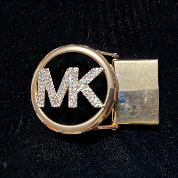 Michael Kors Accessories - Michael Kors gold belt buckle with elegant rhinestones